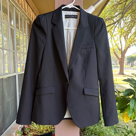 ZARA Jackets & Blazers - Zara Women's Black and White Striped Blazer